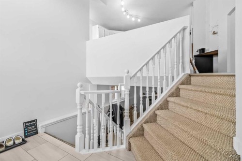 295 Coventry Road Ne, Calgary, AB - Indoor Photo Showing Other Room