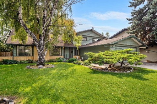 427 Willow Grove Crescent Se, Calgary, AB - Outdoor