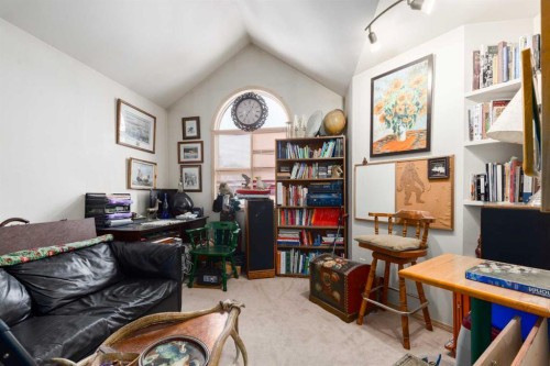 2219 Westmount Road Nw, Calgary, AB - Indoor