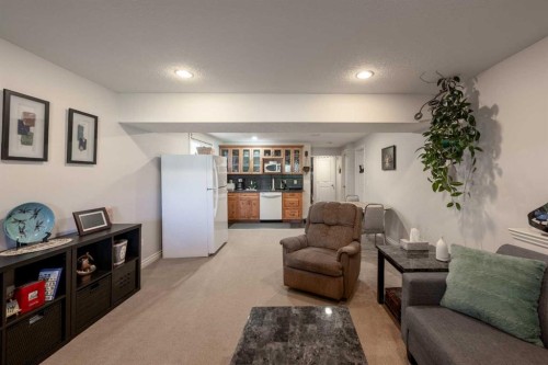 178 Prairie Springs Crescent Sw, Airdrie, AB - Indoor Photo Showing Other Room