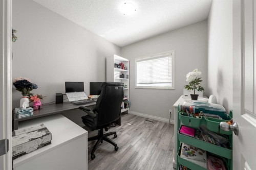 178 Prairie Springs Crescent Sw, Airdrie, AB - Indoor Photo Showing Office