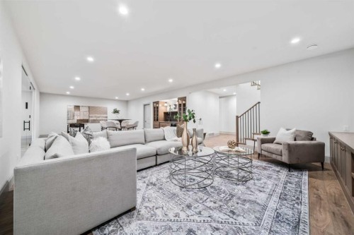 518 33 Avenue Sw, Calgary, AB - Indoor