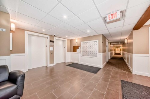 211-1005A Westmount Drive, Strathmore, AB - Indoor