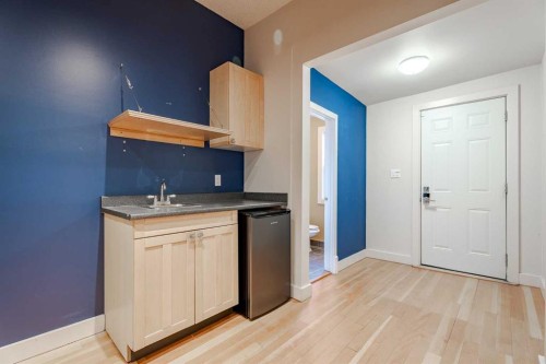 1732 11 Avenue Sw, Calgary, AB 