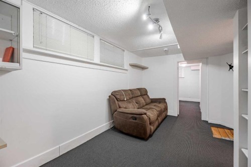 1732 11 Avenue Sw, Calgary, AB 