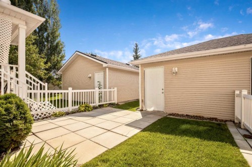 5 Country Village Landing Ne, Calgary, AB - Outdoor With Exterior