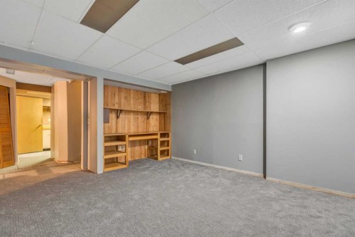 8 Pinelore Place Ne, Calgary, AB - Indoor