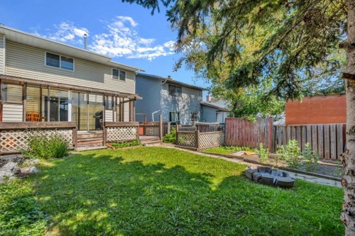 8 Pinelore Place Ne, Calgary, AB - Outdoor With Deck Patio Veranda