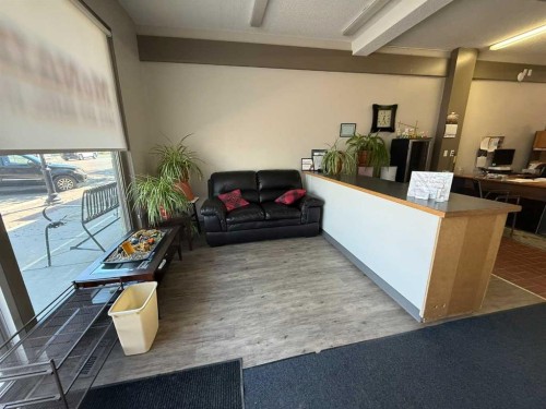 223 6 Street, Beiseker, AB 