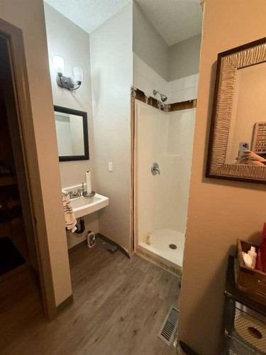 223 6 Street, Beiseker, AB 