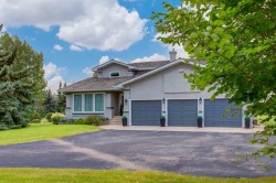 215 Alandale Place SW Rural Rocky View County, AB T3Z 3L9