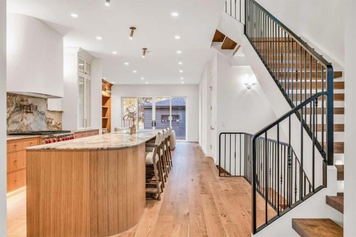 1222 8 Avenue Se, Calgary, AB - Indoor