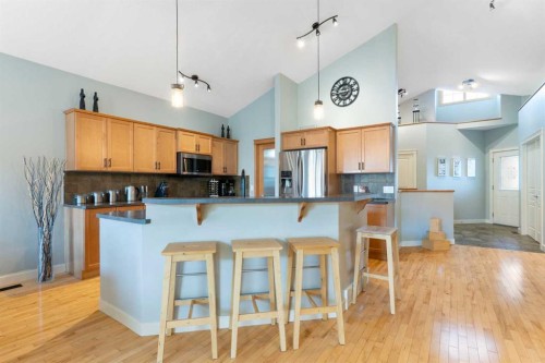 264 Windermere Drive, Chestermere, AB - Indoor Photo Showing Kitchen