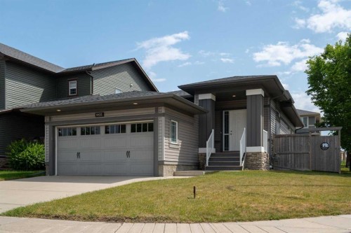 1402 Ravenscroft Avenue Se, Airdrie, AB - Outdoor