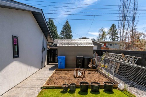 201 Wascana Crescent Se, Calgary, AB - Outdoor With Exterior