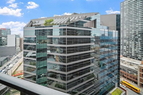 1503-220 12 Avenue Se, Calgary, AB - Outdoor With Balcony