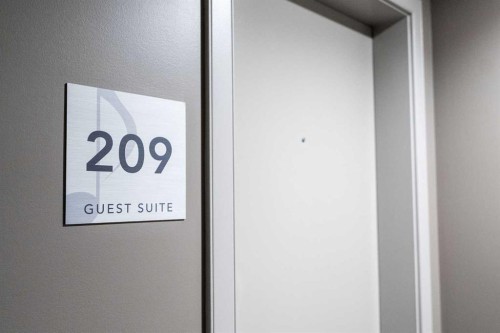 1503-220 12 Avenue Se, Calgary, AB - Indoor Photo Showing Other Room