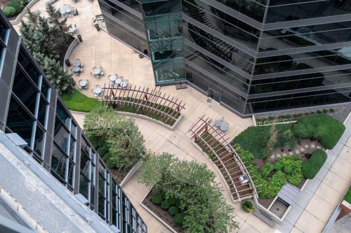 1503-220 12 Avenue Se, Calgary, AB - Outdoor