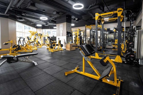 1503-220 12 Avenue Se, Calgary, AB - Indoor Photo Showing Gym Room