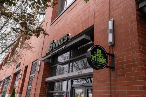 1503-220 12 Avenue Se, Calgary, AB - Outdoor