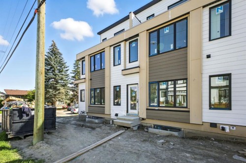 3303 21 Avenue SW Calgary, AB T3E 2R4