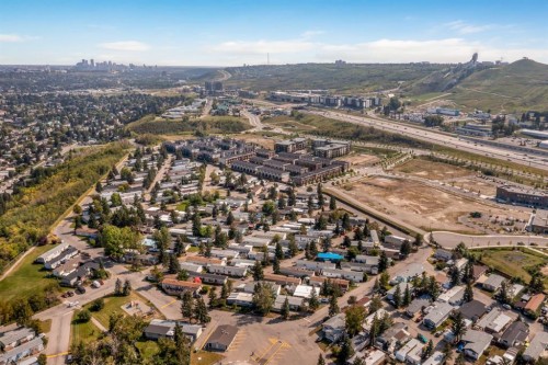 127-3223 83 Street Nw, Calgary, AB 