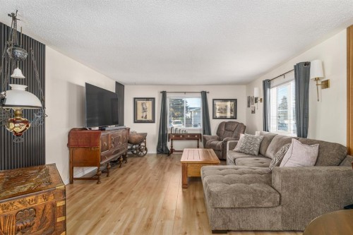 127-3223 83 Street Nw, Calgary, AB 