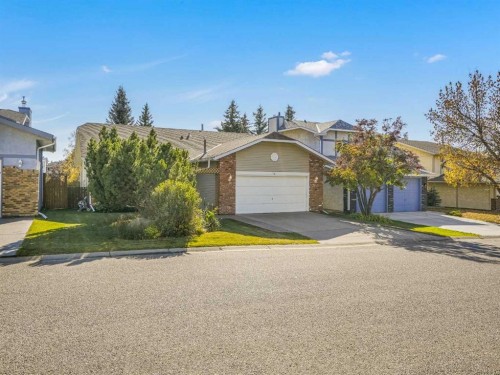 76 Wood Valley Rise Sw, Calgary, AB - Outdoor