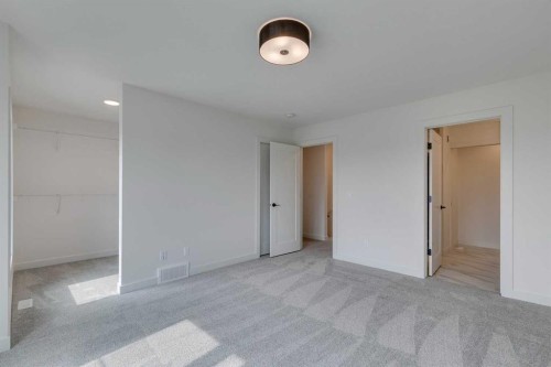 14 Belvedere Terrace Se, Calgary, AB - Indoor Photo Showing Other Room