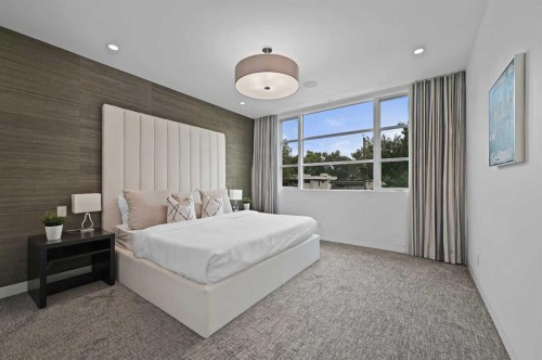 530 Crescent Road Nw, Calgary, AB - Indoor Photo Showing Bedroom