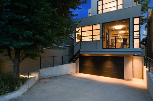 530 Crescent Road Nw, Calgary, AB - Outdoor