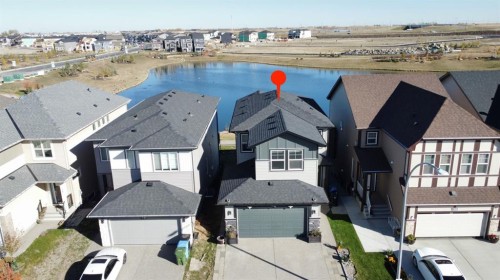 32 Cornerbrook Common Ne, Calgary, AB - Outdoor