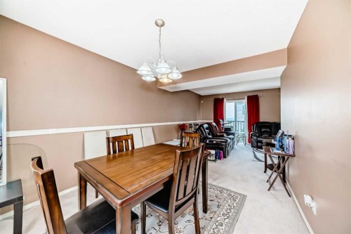 28-200 Hidden Hills Terrace Nw, Calgary, AB - Indoor Photo Showing Dining Room