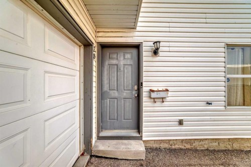 28-200 Hidden Hills Terrace Nw, Calgary, AB - Outdoor With Exterior