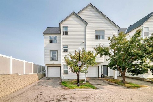 28-200 Hidden Hills Terrace Nw, Calgary, AB - Outdoor