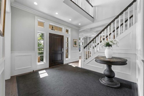 420 49 Avenue Sw, Calgary, AB - Indoor Photo Showing Other Room