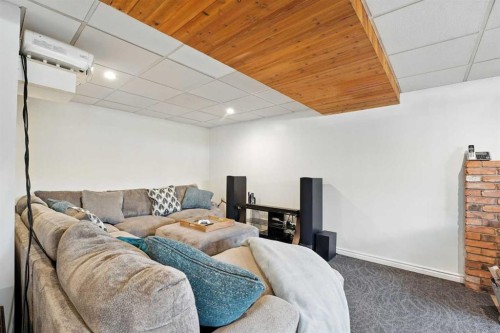 1454 Hunterbrook Road Nw, Calgary, AB - Indoor