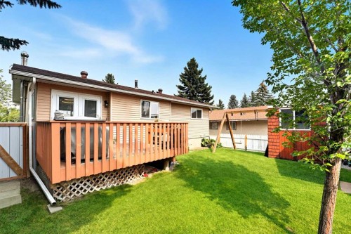 1454 Hunterbrook Road Nw, Calgary, AB - Outdoor With Deck Patio Veranda