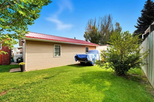 1454 Hunterbrook Road Nw, Calgary, AB - Outdoor