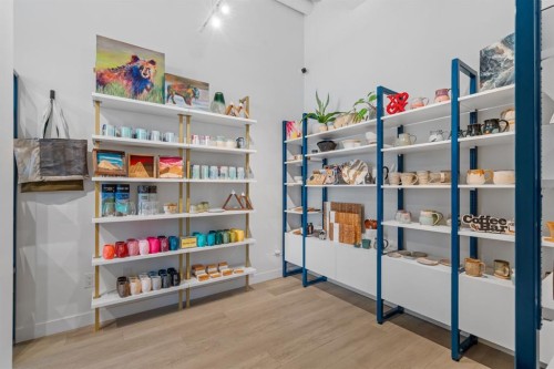 4535 Bowness Road Nw, Calgary, AB 