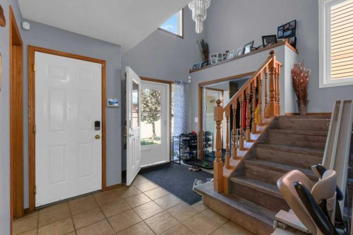 442 Saddlecreek Way Ne, Calgary, AB - Indoor Photo Showing Other Room