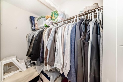 70 Martha'S Meadow Close Ne, Calgary, AB - Indoor With Storage