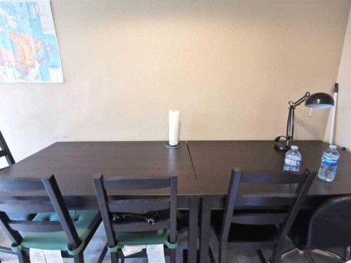 224-8235 Elbow Drive Sw, Calgary, AB - Indoor