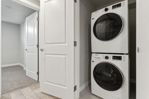 6-8911 6 Street Se, Calgary, AB - Indoor Photo Showing Laundry Room
