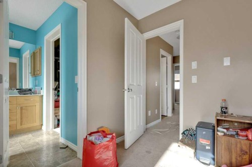 #1201-2384 Sagewood Gate Sw, Airdrie, AB - Indoor