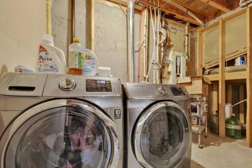 #1201-2384 Sagewood Gate Sw, Airdrie, AB - Indoor Photo Showing Laundry Room