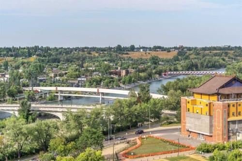 160-310 8 Street Sw, Calgary, AB - Outdoor With View