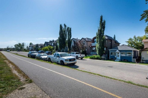 2213 8 Avenue Se, Calgary, AB - Outdoor