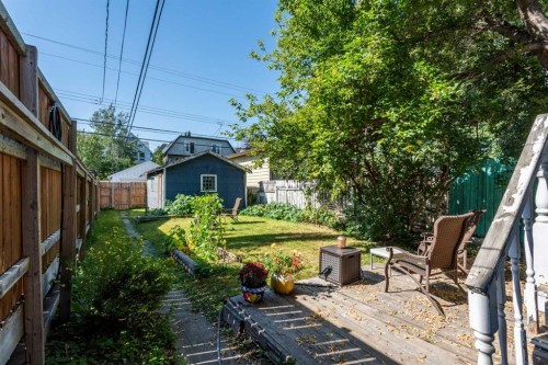 2213 8 Avenue Se, Calgary, AB - Outdoor