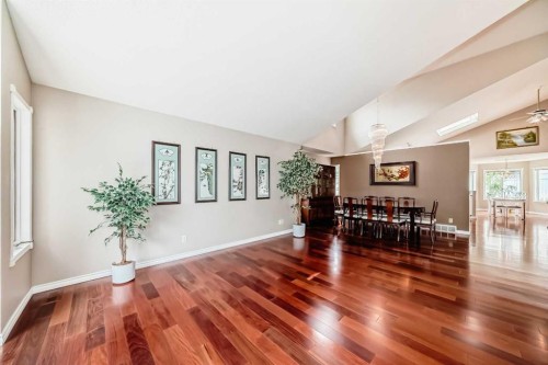 1405 Shawnee Road Sw, Calgary, AB - Indoor Photo Showing Other Room